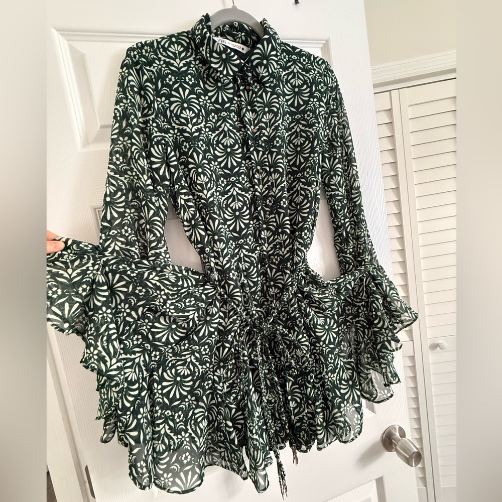Zara Dark Green Floral Long Sleeve Dress
